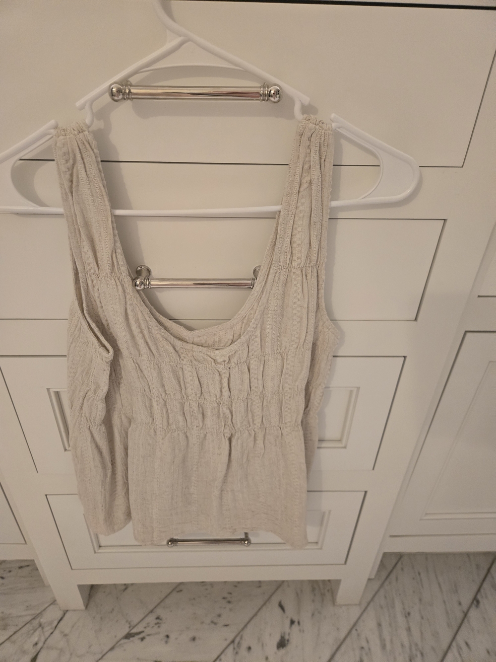 Linen Tank Small - Picture 4 of 4